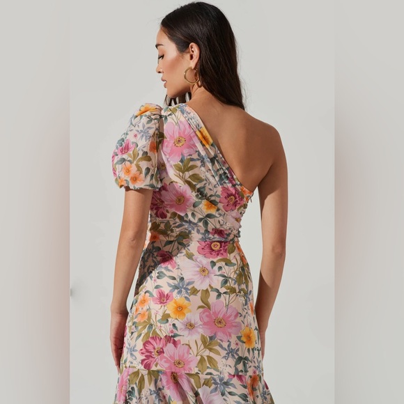 ASTR the label Santorini One Shoulder Midi Dress - Picture 4 of 6